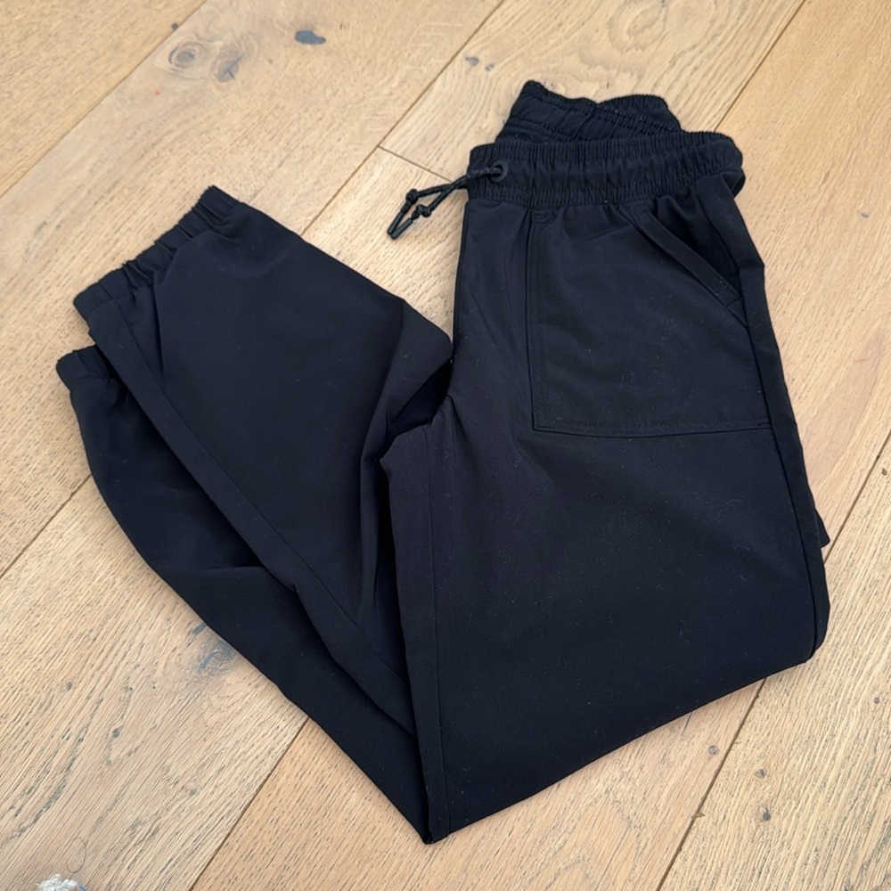Athleta G!rl black Joggers - Girls Small/7